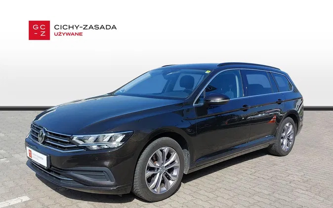 volkswagen Volkswagen Passat cena 99900 przebieg: 111000, rok produkcji 2019 z Krzanowice